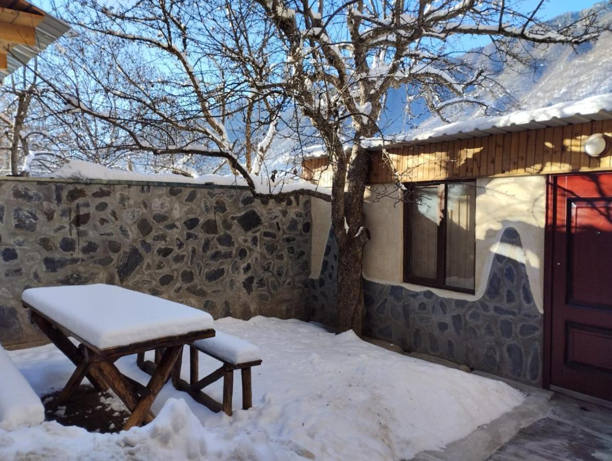 Spardishi Guesthouse Mestia Eksteriør billede
