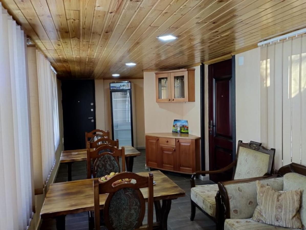 Spardishi Guesthouse Mestia Eksteriør billede